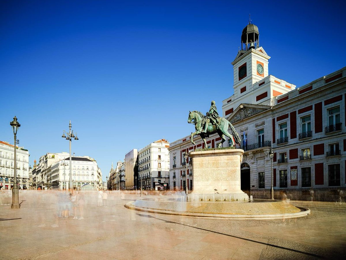La Puerta del Sol y la Casa de Correos