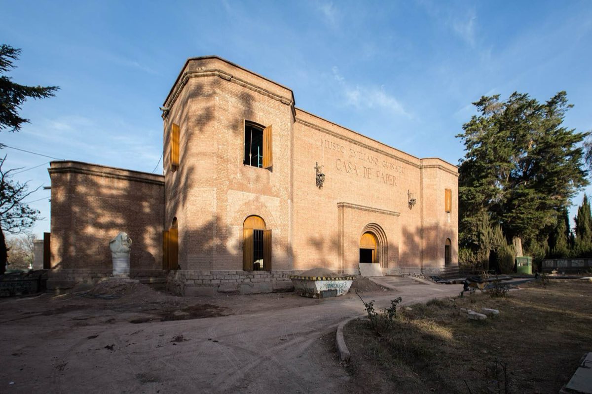 La Casa de Fader