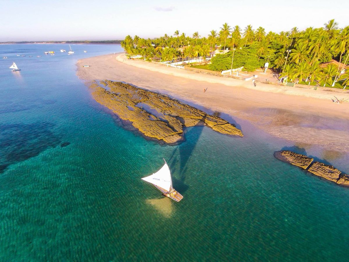 Las piscinas y una jangada, desde el aire