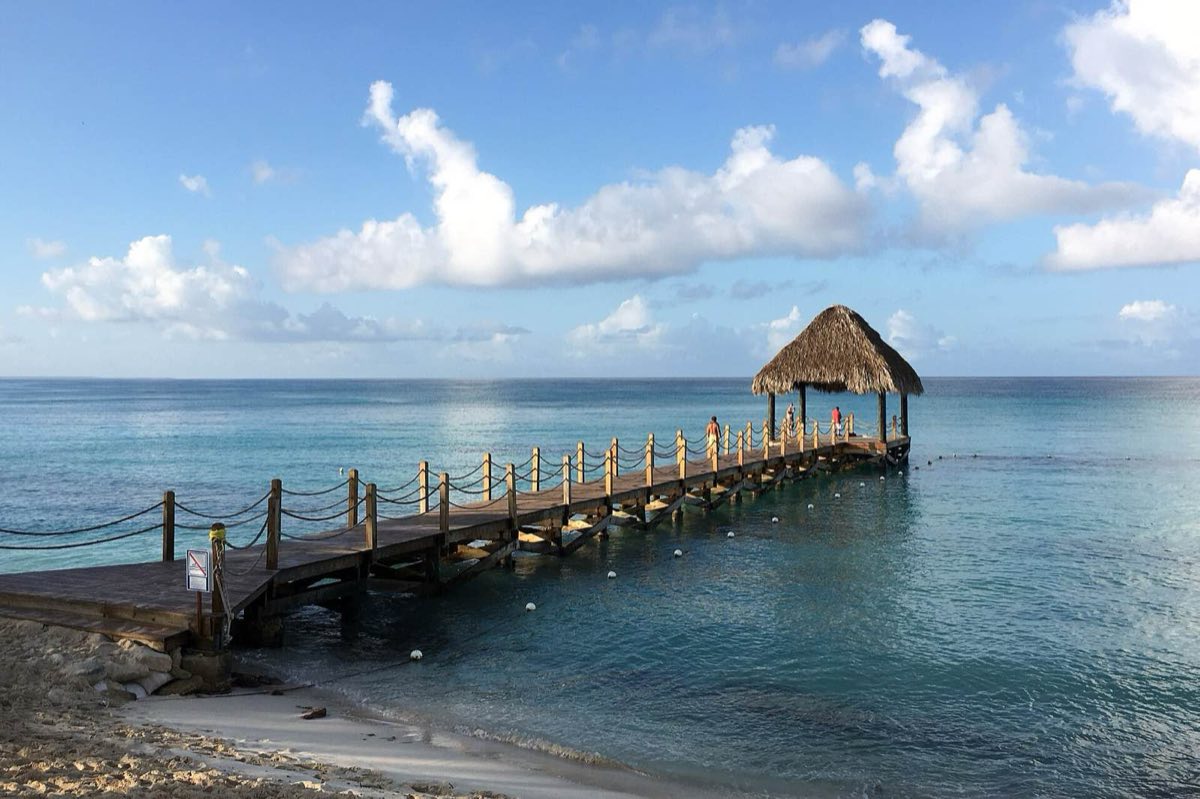 El muelle de Dominicus, a primera hora