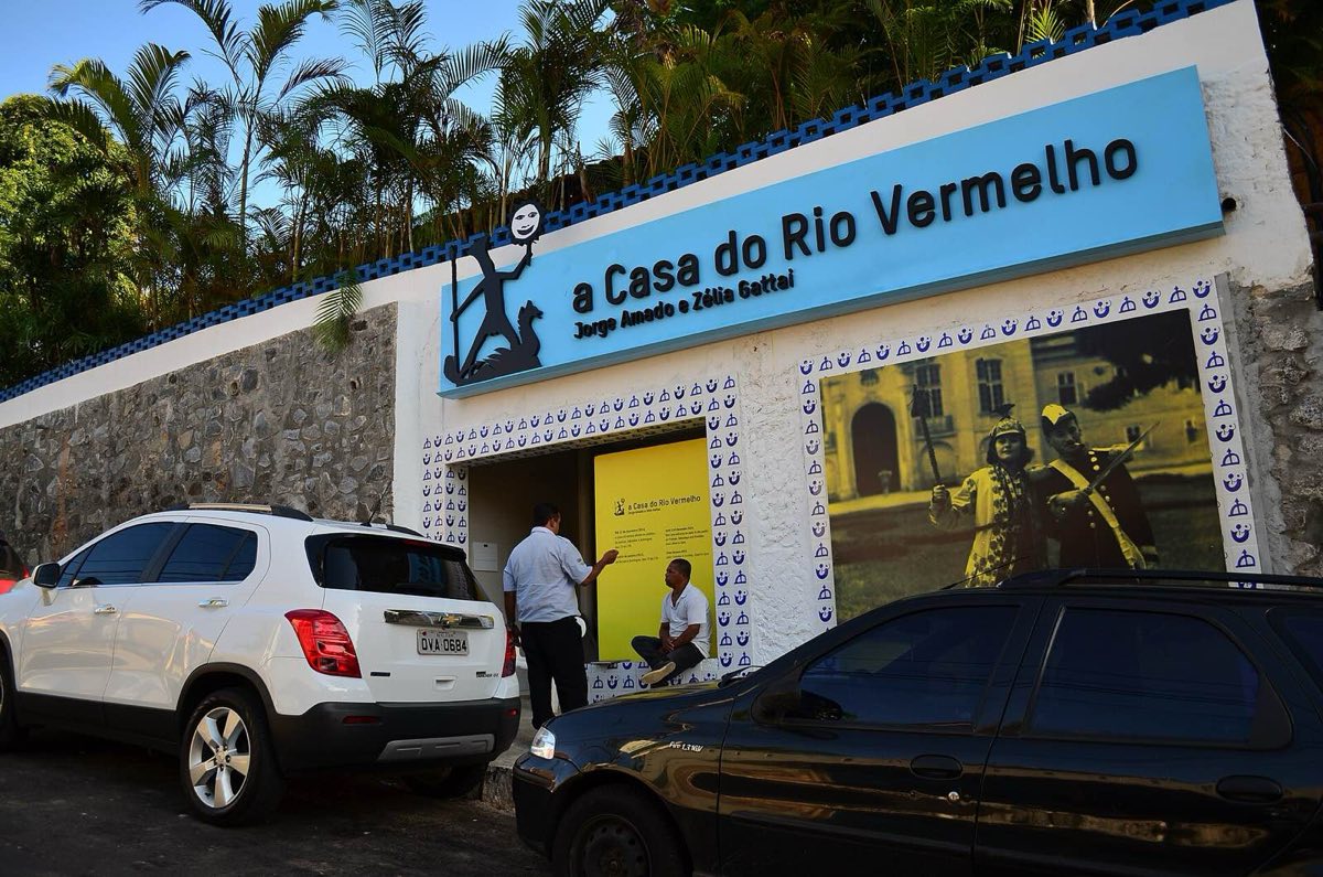 La entrada de la Casa do Rio Vermelho
